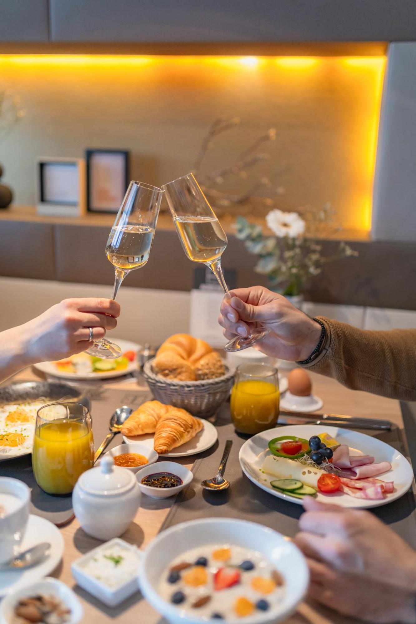 Hotel Kowald Loipersdorf لويبرسدورف باي فرس المظهر الخارجي الصورة